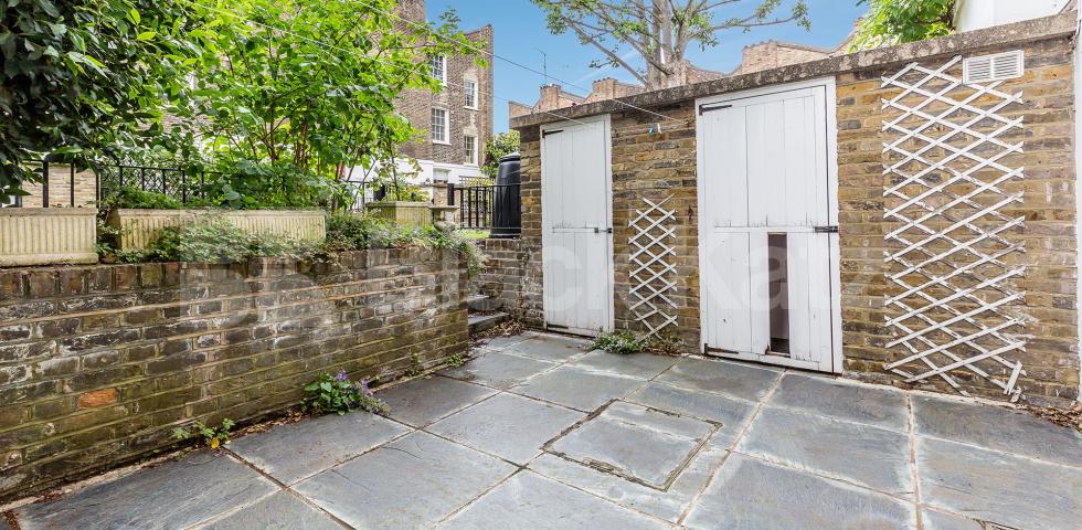 			LUXURY 3 BED 2 BATH HOUSE !!!, 3 Bedroom, 1 bath, 1 reception House			 Goldington Street, KINGS CROSS / CAMDEN